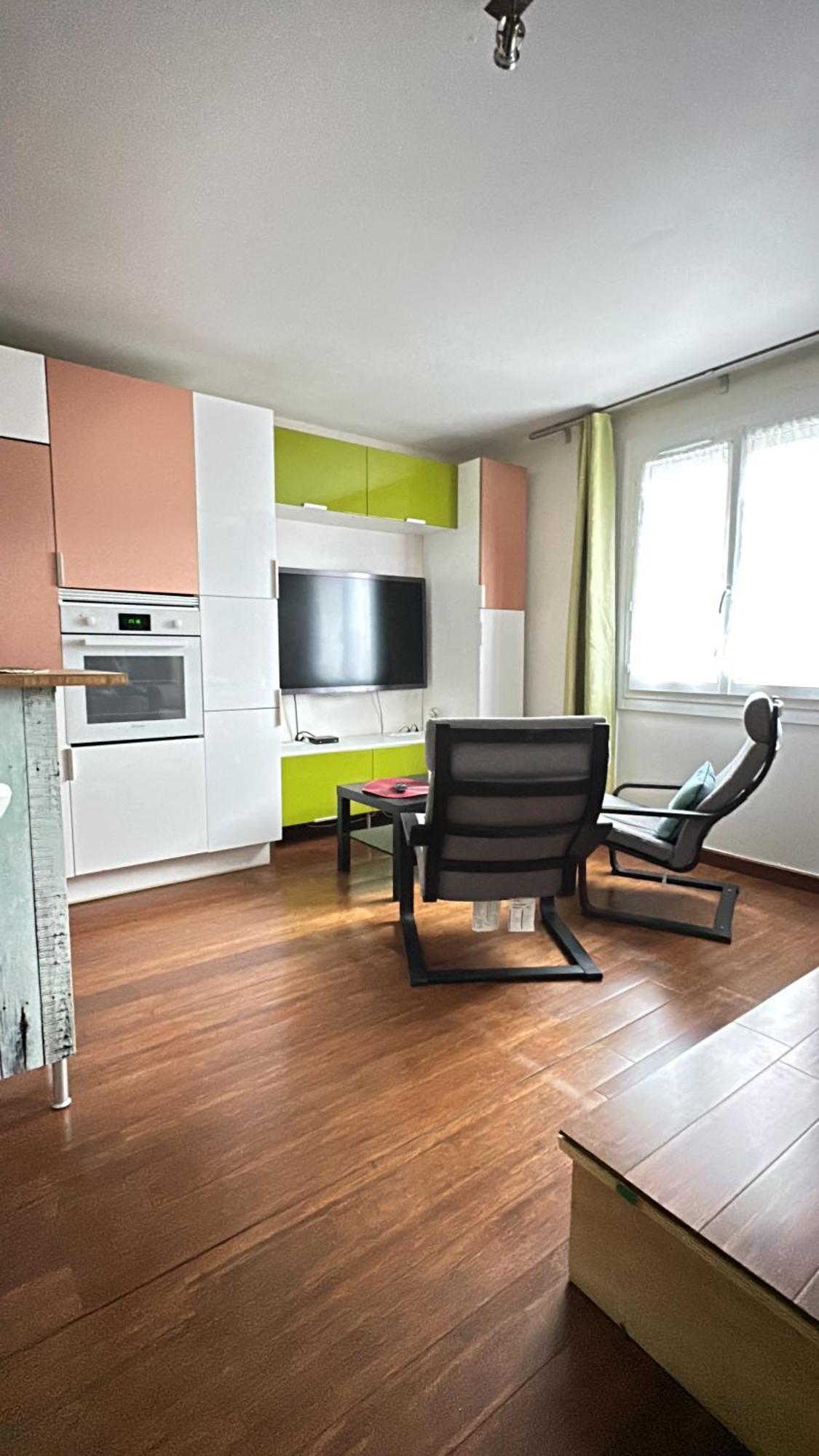 Ferienwohnung Tres Beau Studio Entre Paris Et Disneland A 30 Minutes Ozoir-la-Ferrière Exterior foto